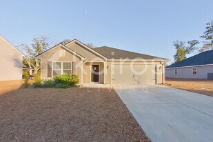 103 Ebenezer Blf Wy in Springfield, GA - Building Photo