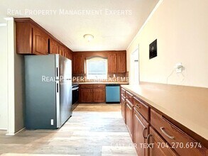 3930 Carlyle Dr in Charlotte, NC - Building Photo - Building Photo