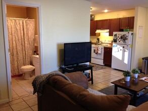 714 5th Ave in Coralville, IA - Building Photo - Building Photo