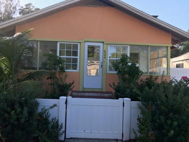 604 Alden Ave in Clearwater, FL - Building Photo