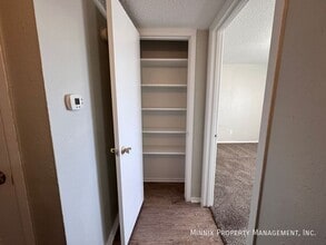 1600 Yonkers St in Plainview, TX - Foto de edificio - Building Photo