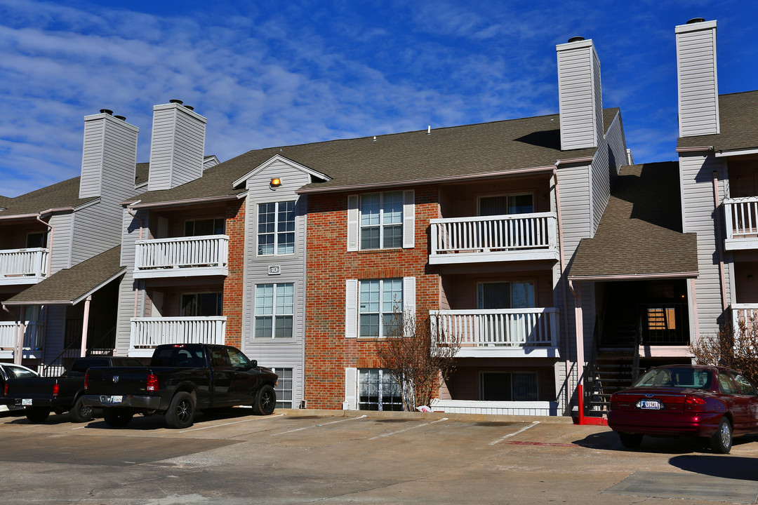 The Boardwalk in Oklahoma City, OK - Foto de edificio