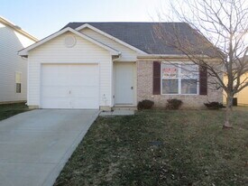 3929 Roundwood Dr in Indianapolis, IN - Building Photo