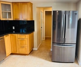 618 Woodland Dr in Sierra Madre, CA - Foto de edificio - Building Photo