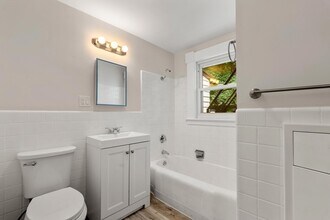 136 Academy Hill Rd in Boston, MA - Building Photo - Building Photo