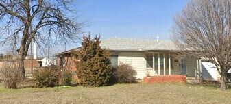 2210 NW 23rd St in Lawton, OK - Building Photo