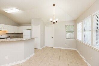 1207-1207 Hyridge St in Round Rock, TX - Building Photo - Building Photo