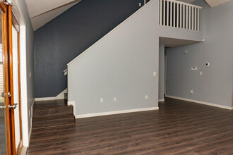 228 Grand Prix Dr in Crestview, FL - Building Photo - Building Photo