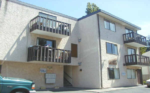 Delview Apartments in Seattle, WA - Building Photo - Building Photo