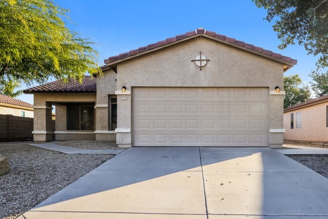 property at 1931 S Noble