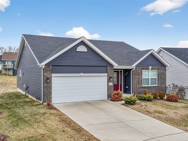 203 Homestretch Ln in Wentzville, MO - Building Photo - Building Photo