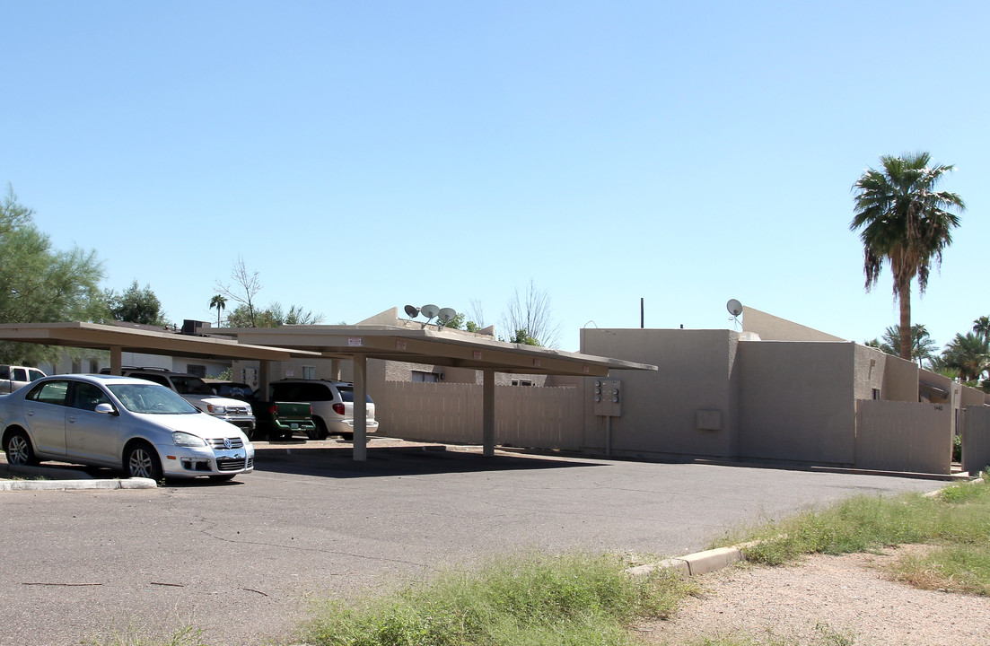 Roma Fourplexes in Phoenix, AZ - Building Photo