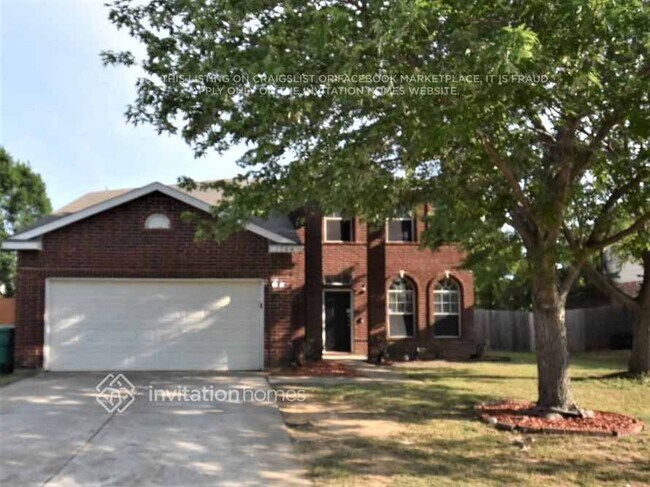 1304 White Dove Ln in Denton, TX - Foto de edificio - Building Photo