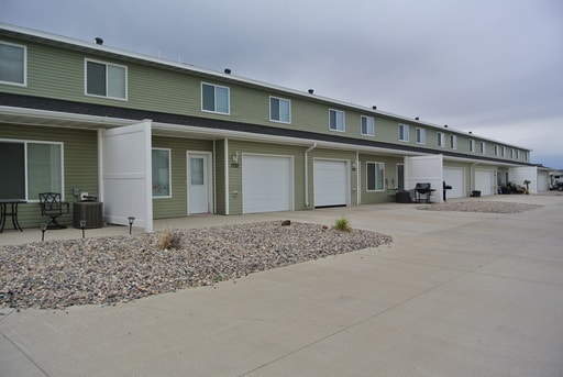 1339 34th Ave SE in Minot, ND - Building Photo - Building Photo