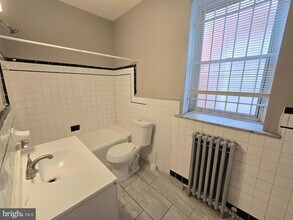 1315 N 60th St, Unit Unit 3 in Philadelphia, PA - Building Photo - Building Photo