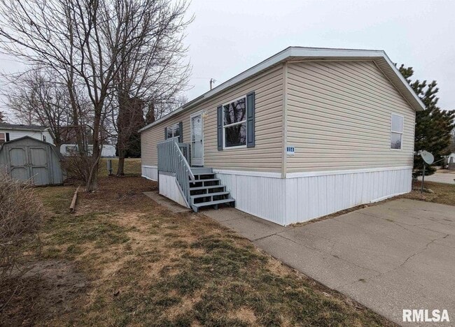 property at 11325 140th St
