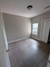 5502 N Edwards Cir in Wichita, KS - Building Photo - Building Photo