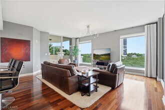 5051 Pelican Colony Blvd in Bonita Springs, FL - Building Photo - Building Photo