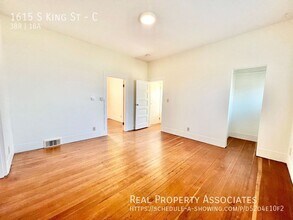1615 S King St in Seattle, WA - Building Photo - Building Photo