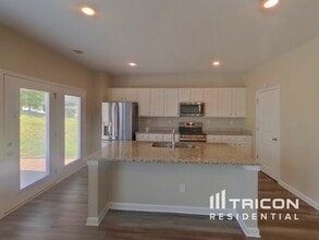 600 Moorings Ave in Mcdonough, GA - Building Photo - Building Photo