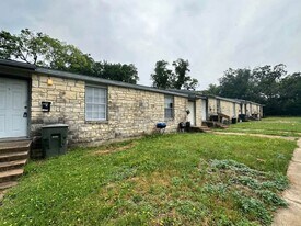 1503 Mulford St in Killeen, TX - Building Photo