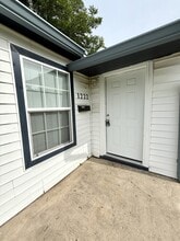 1222 Hargrove St in Ardmore, OK - Building Photo - Building Photo