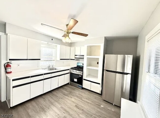 159 Church St in South Orange, NJ - Building Photo - Building Photo