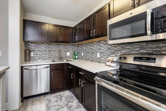 Infinity at Plaza West in Kansas City, MO - Building Photo - Interior Photo