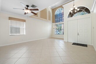 285 Berenger Walk in Royal Palm Beach, FL - Building Photo - Building Photo