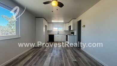 9178 5th Ave in Hesperia, CA - Building Photo - Building Photo