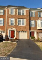 15044 Danehurst Cir in Gainesville, VA - Building Photo