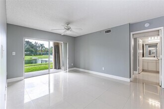 2600 S University Dr in Fort Lauderdale, FL - Building Photo - Building Photo