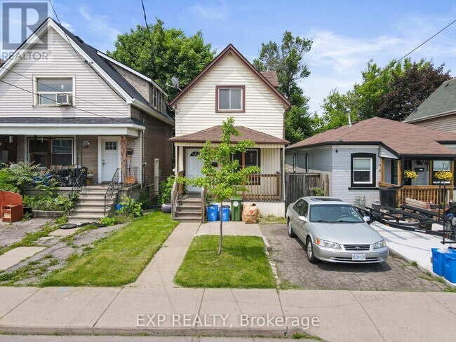 property at 33 Fraser Ave