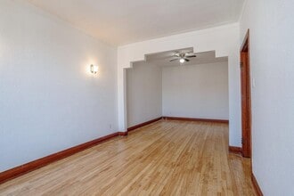 714 Riverview Rue in Verdun, QC - Building Photo - Building Photo