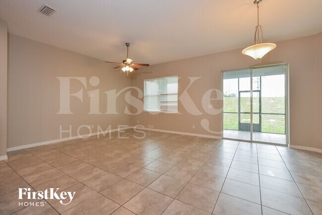 824 Grand Hilltop Dr in Apopka, FL - Building Photo - Building Photo