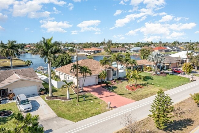 property at 532 Archer Pkwy W