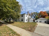 354 Ferson Ave, Unit B