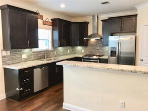 5433 Kiam St in Houston, TX - Building Photo - Building Photo