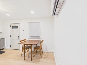 3126 N 2nd St, Unit 3126 in Harrisburg, PA - Foto de edificio - Building Photo