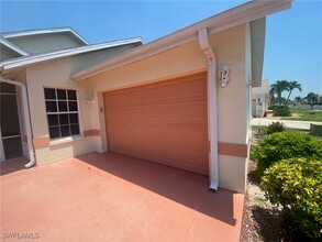 3551 Gloxinia Dr in North Fort Myers, FL - Building Photo - Building Photo