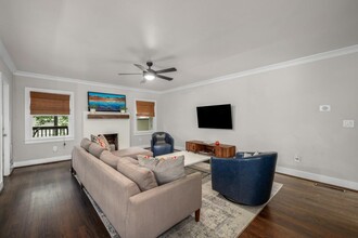60 Honour Cir NW in Atlanta, GA - Building Photo - Building Photo