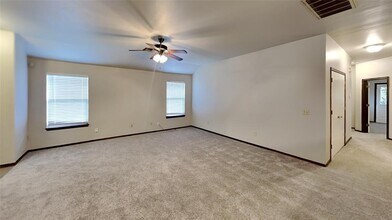 1720 W Palm Pl in Oklahoma City, OK - Building Photo - Building Photo