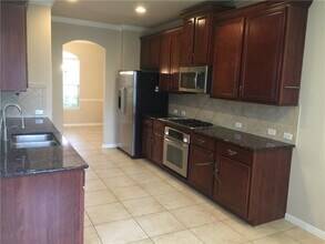 504 Rolling Brook Ln in Cedar Park, TX - Foto de edificio - Building Photo