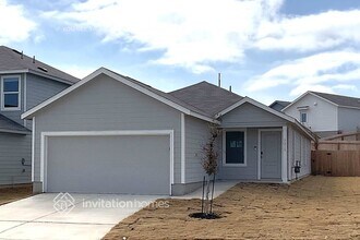 3205 Roslyn Grist in San Antonio, TX - Building Photo - Building Photo