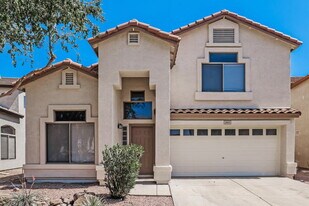 12605 W Orange Dr in Litchfield Park, AZ - Building Photo