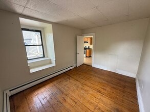 183 Harvard St, Unit 3 in Cambridge, MA - Building Photo - Building Photo