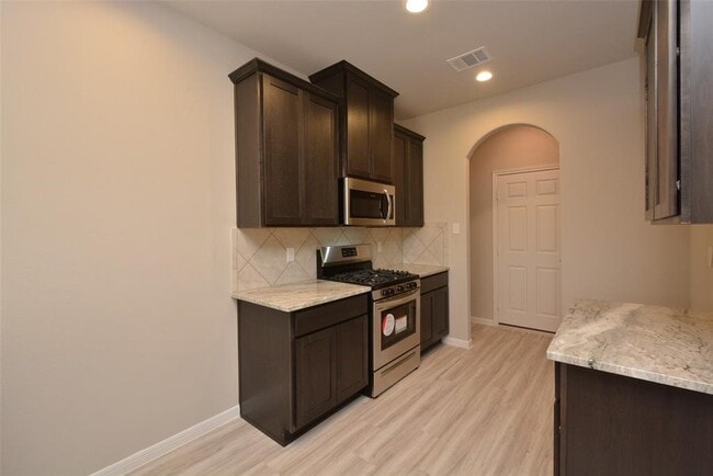 13327 Blair Gln in Houston, TX - Building Photo - Building Photo