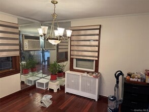 8315 Little Neck Pkwy in Queens, NY - Building Photo - Building Photo