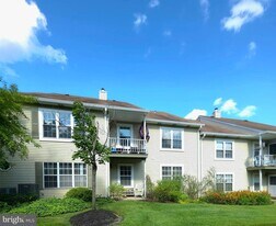 336B Delancey Pl in Mount Laurel, NJ - Building Photo