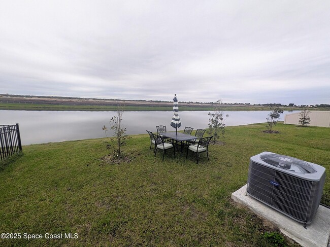 3638 Grappler Cir SE in Palm Bay, FL - Building Photo - Building Photo